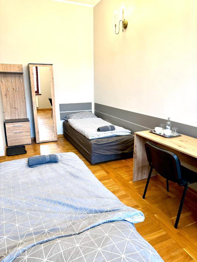 Hostel Va Bank Rzeszów Exterior foto